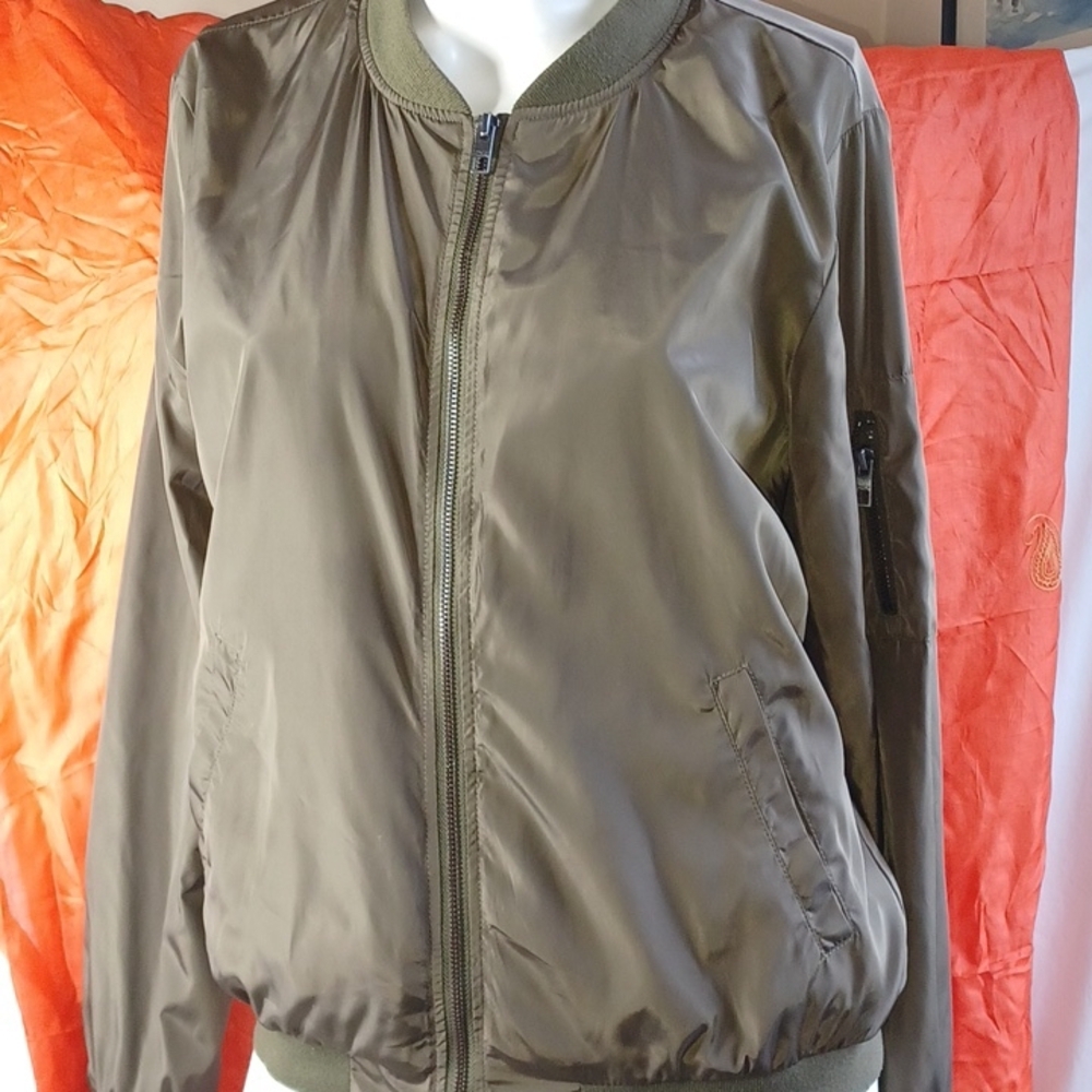 ONLY jacket Bomber style‎ L